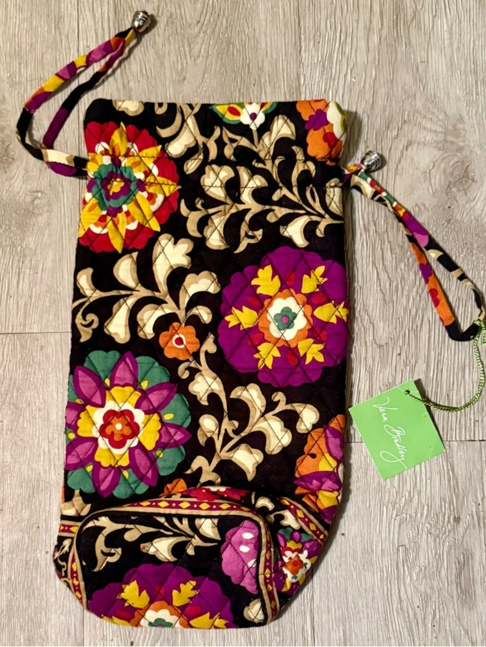 Vera Bradley Cheers To You Bottle Cinch Bag Suzani Pattern NWT - Picture 2 of 6